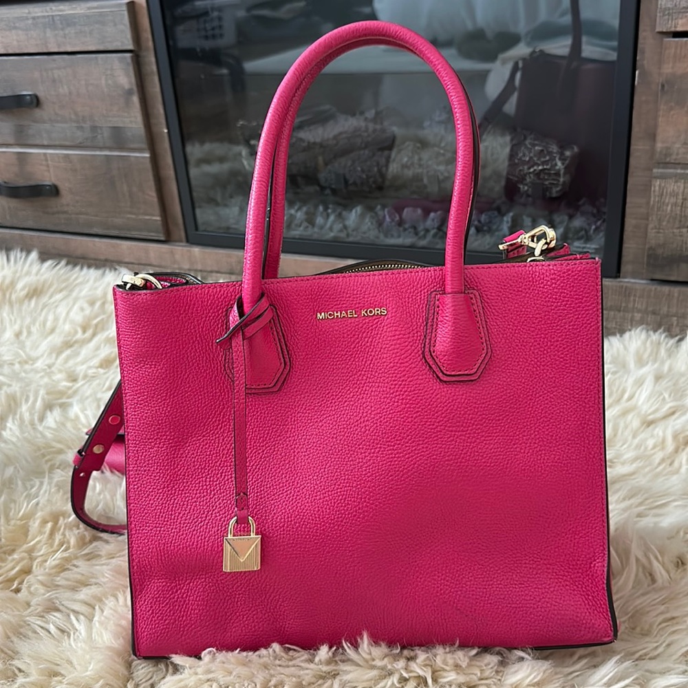 Mercer Medium Michael Kors Bag